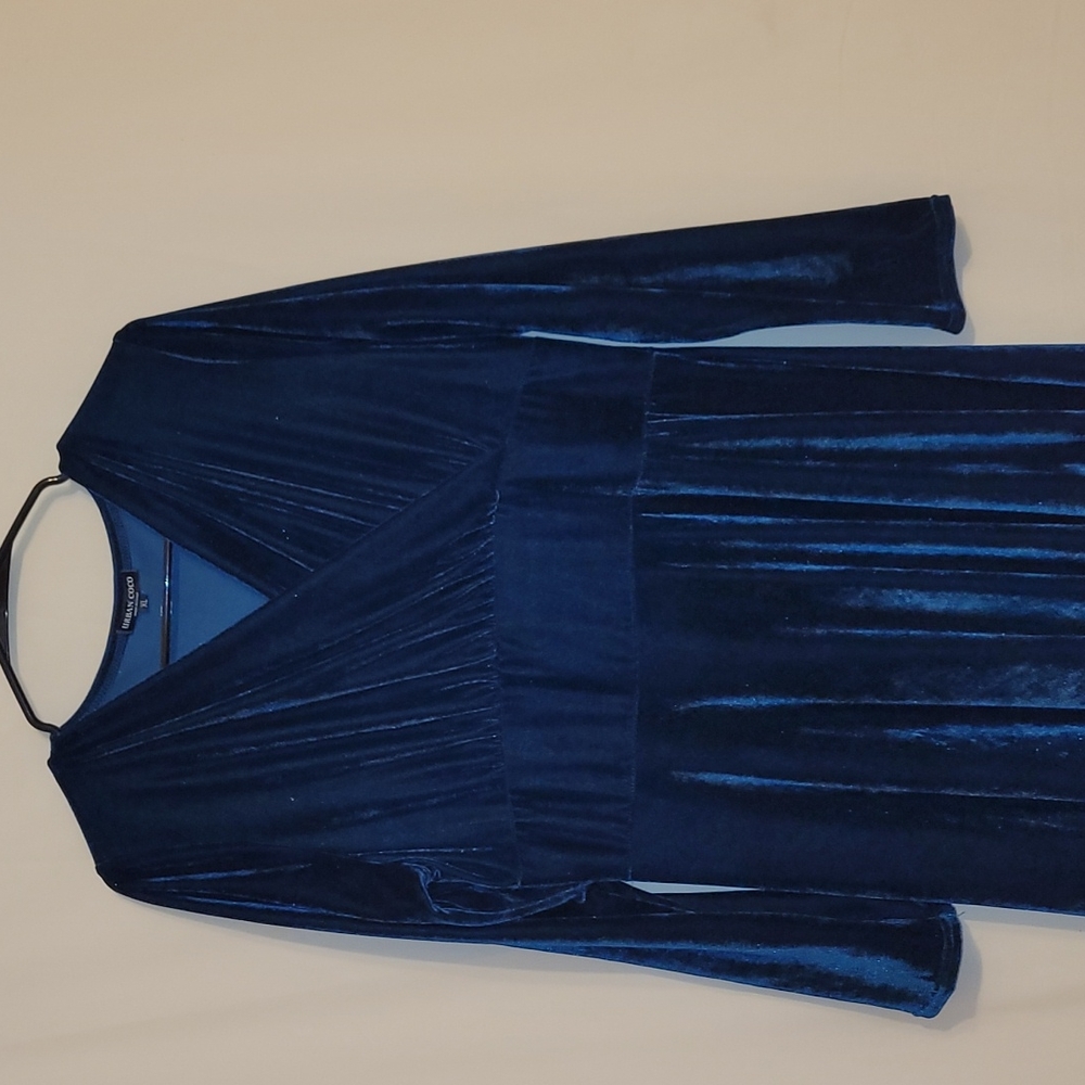 DRESS - Picture 2 of 5